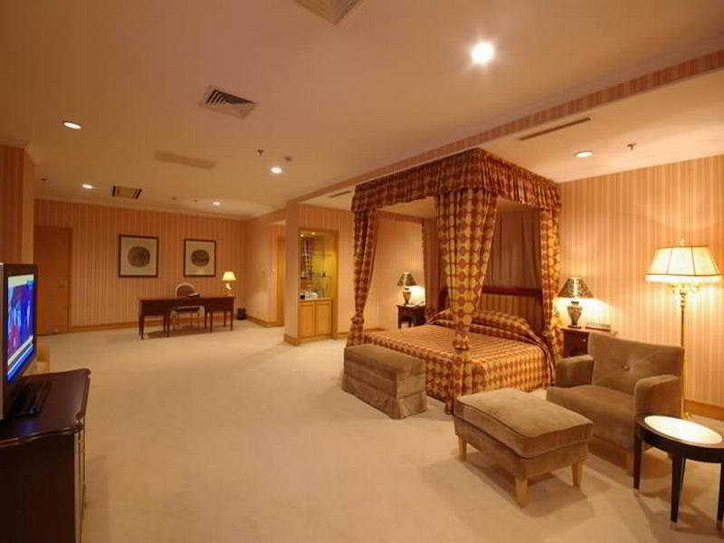ג'נז'אנג Landison Plaza International Hotel מראה חיצוני תמונה