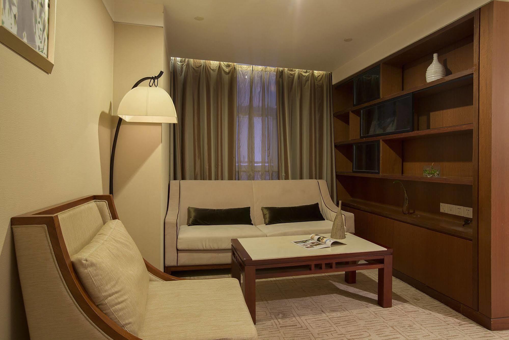 ג'נז'אנג Landison Plaza International Hotel מראה חיצוני תמונה
